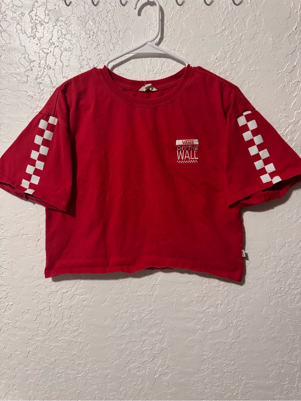 Vans Short Sleeve Oversized Cropped Checkered Sleeve Tee
Women’s size XS